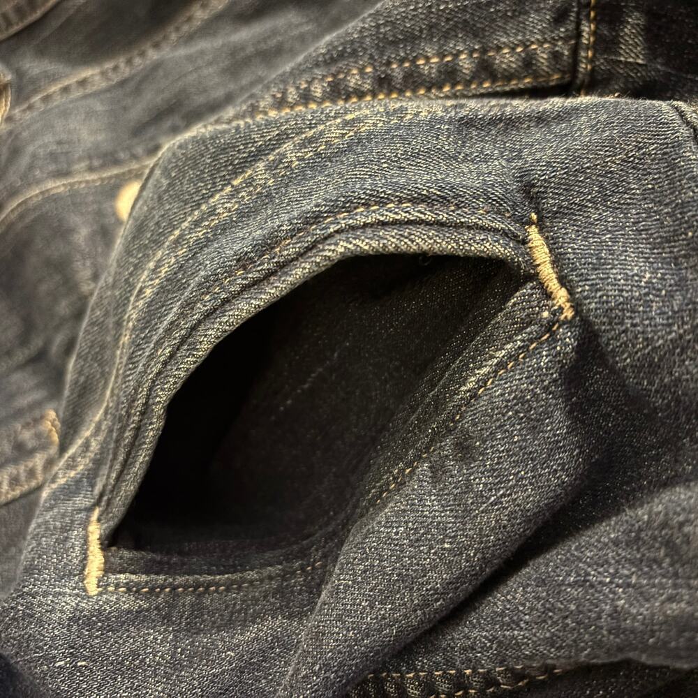 Levi's Women’s Denim Jacket XL Blue Trucker Button Front Excellent - Picture 11 of 12